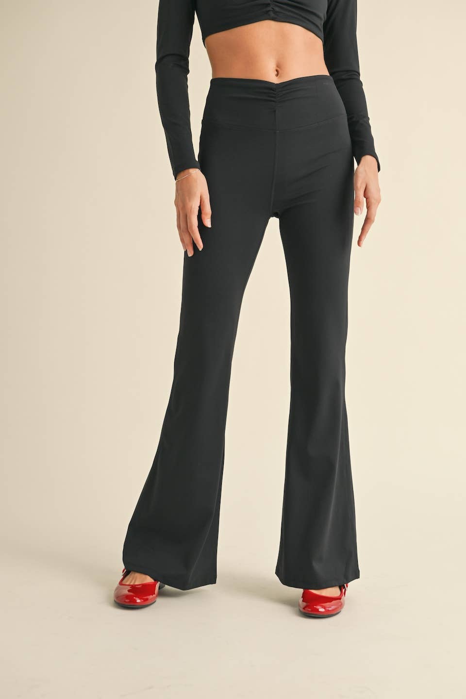 Ruched Waist Flare Leggings