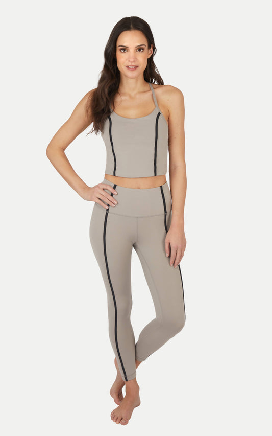 Women’s Contrast Crop Bra Tank and Ankle Leggings Set!