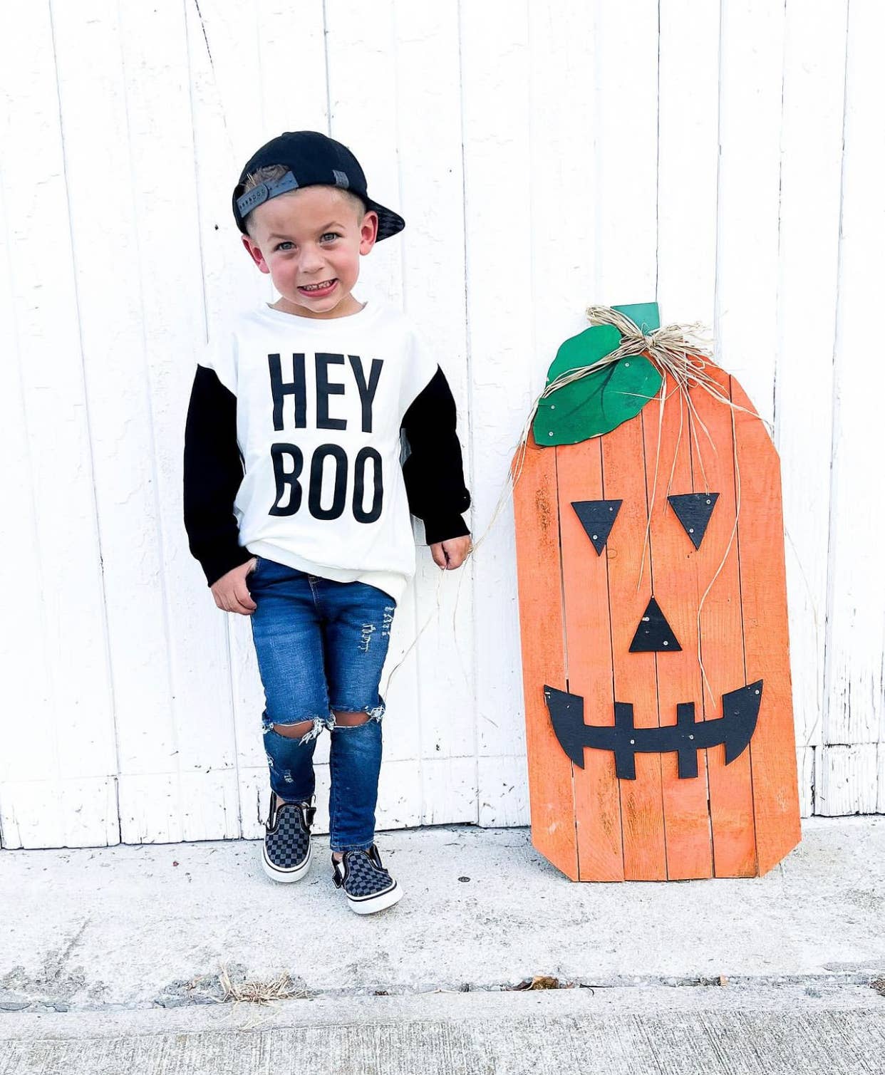 Hey Boo | Kids Halloween Sweatshirt