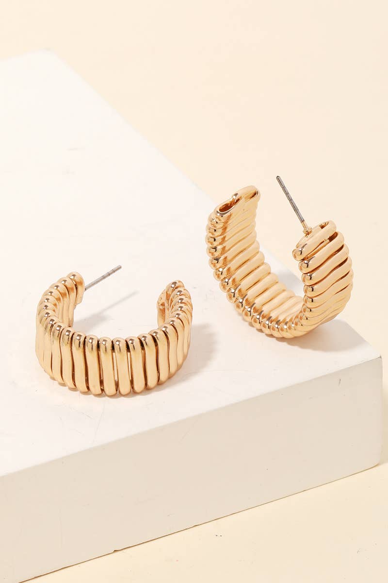 Ribbed Hoop Earrings